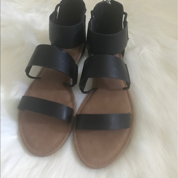 Strappy Sandal - Picture 6 of 8